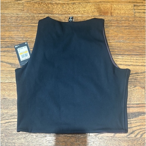 Movement Fitted Cropped Tank - Picture 3 of 4